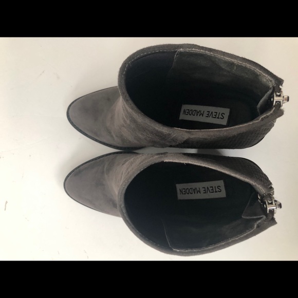 STEVE MADDEN REPLAY GRAY ANKLE BOOTIE 6.5 - Picture 6 of 8